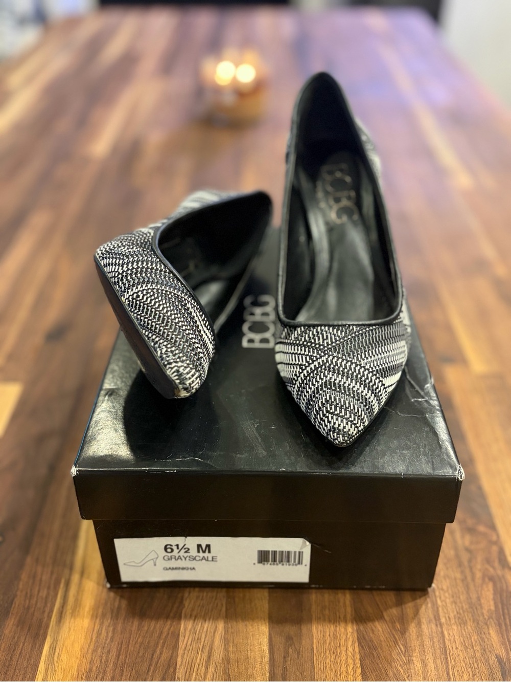 BCBG Black, White & Gray Patterned Pointed-Toe Pumps Size 6.5